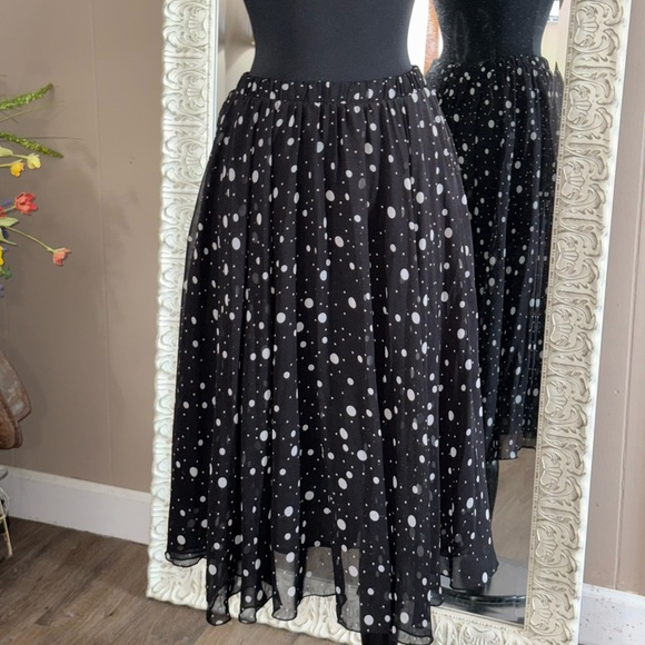 LAPIS • Polka Dot Twirl Skirt - Picture 1 of 10